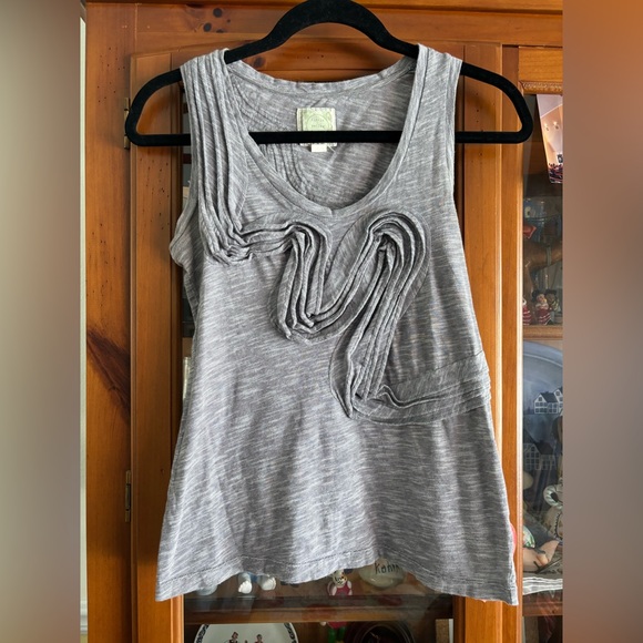 Anthropologie Tops - Anthropologie Little Yellow Button “Winding Road” size XS grey Tank